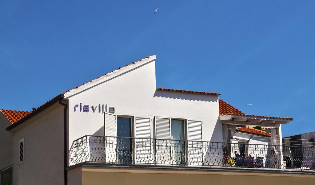 Villa Ria Dugi Rat Exterior photo